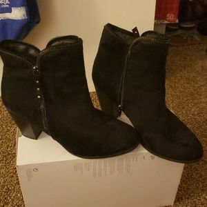 Black ankle booties